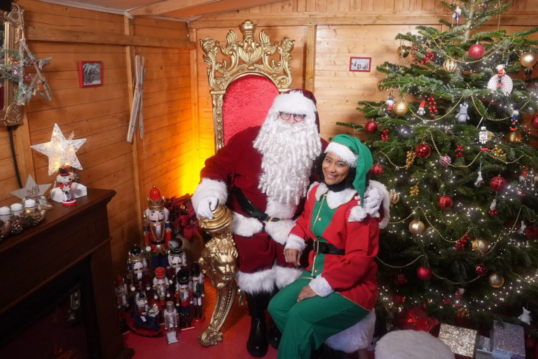 Maison du Père Noël - Locations - Sur Mesure Spectacles