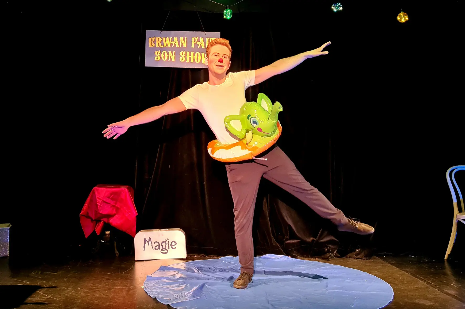 Erwan fait son show - spectacle pour enfants - Sur Mesure Spectacles