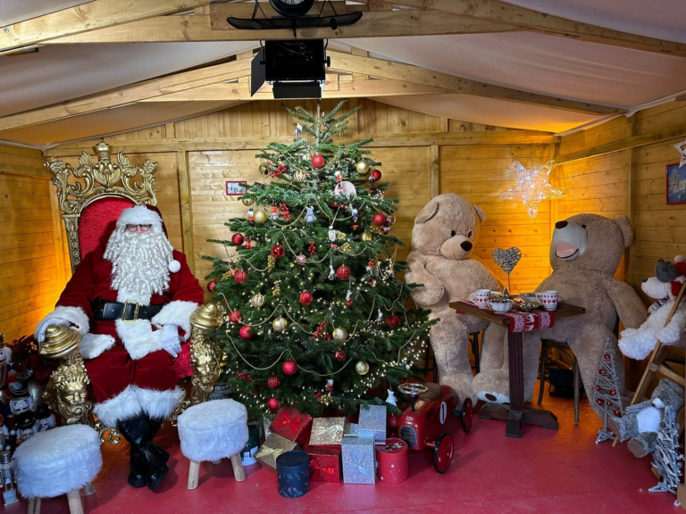 Maison du Père Noël - Locations - Sur Mesure Spectacles
