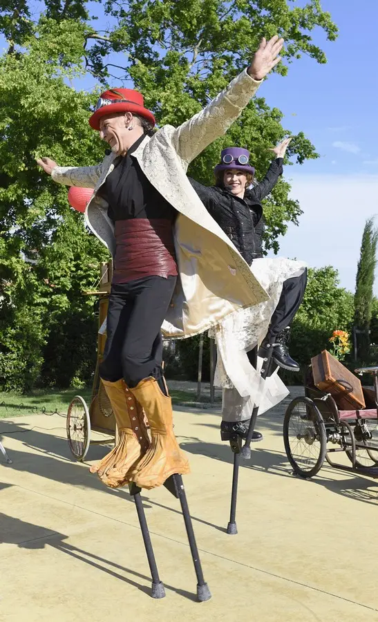 Bal à Bal - Spectacle pour enfants - Sur Mesure Spectacles