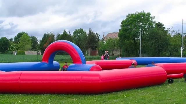 circuit  -Structures gonflables Sur Mesure Spectacles