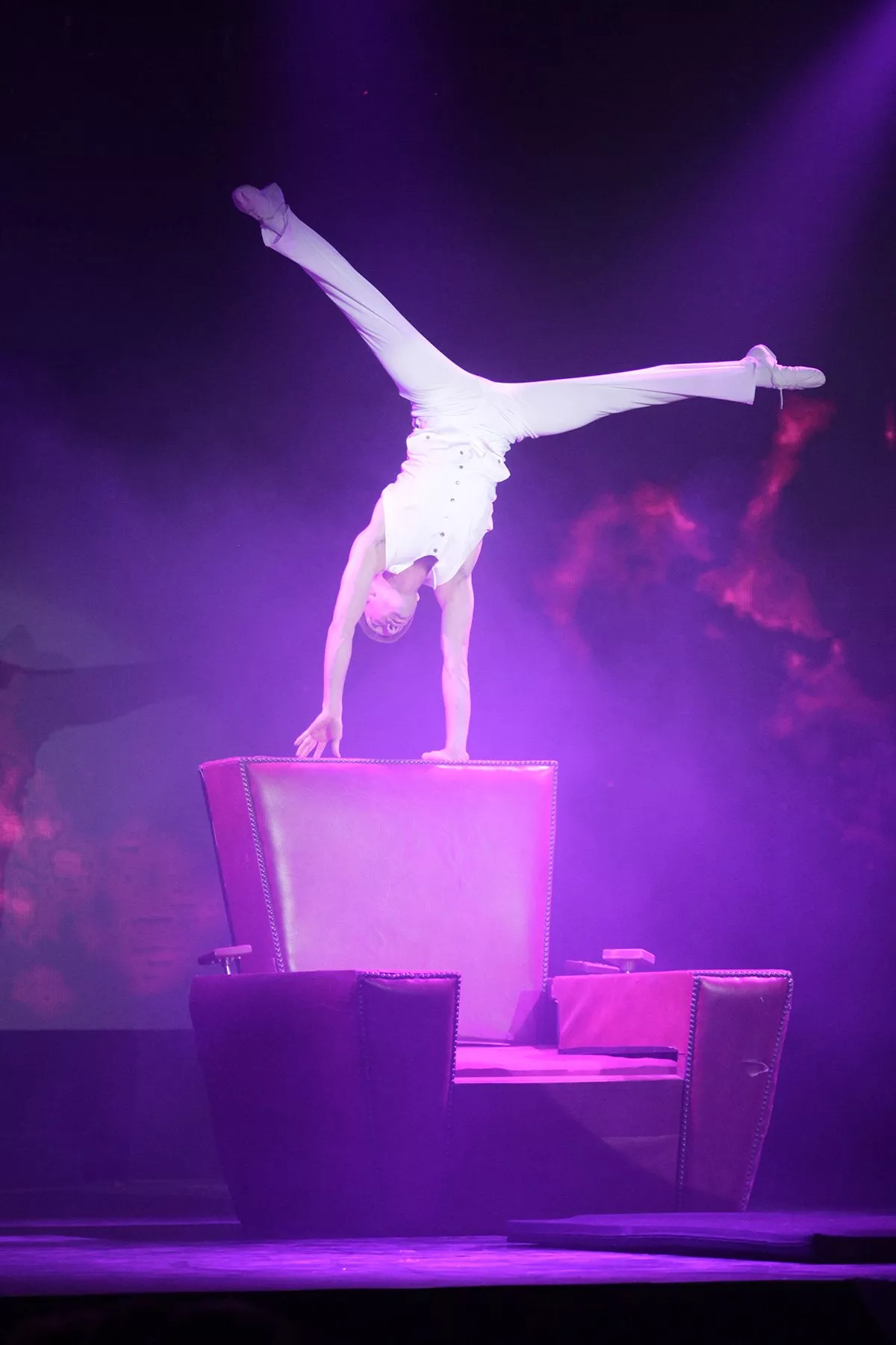 Clown Circus -Spectacle pour enfants - Sur Mesure Spectacles