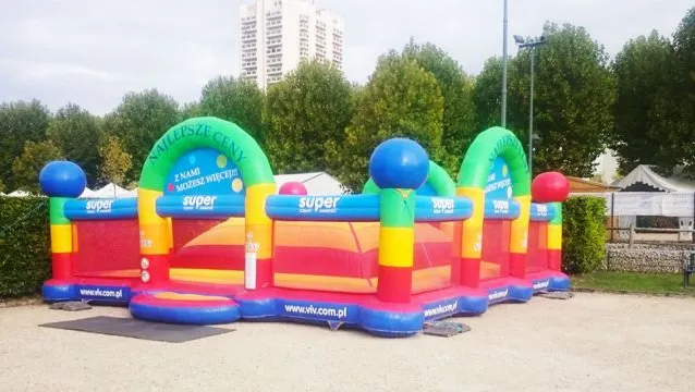 le dome  -Structures gonflables Sur Mesure Spectacles