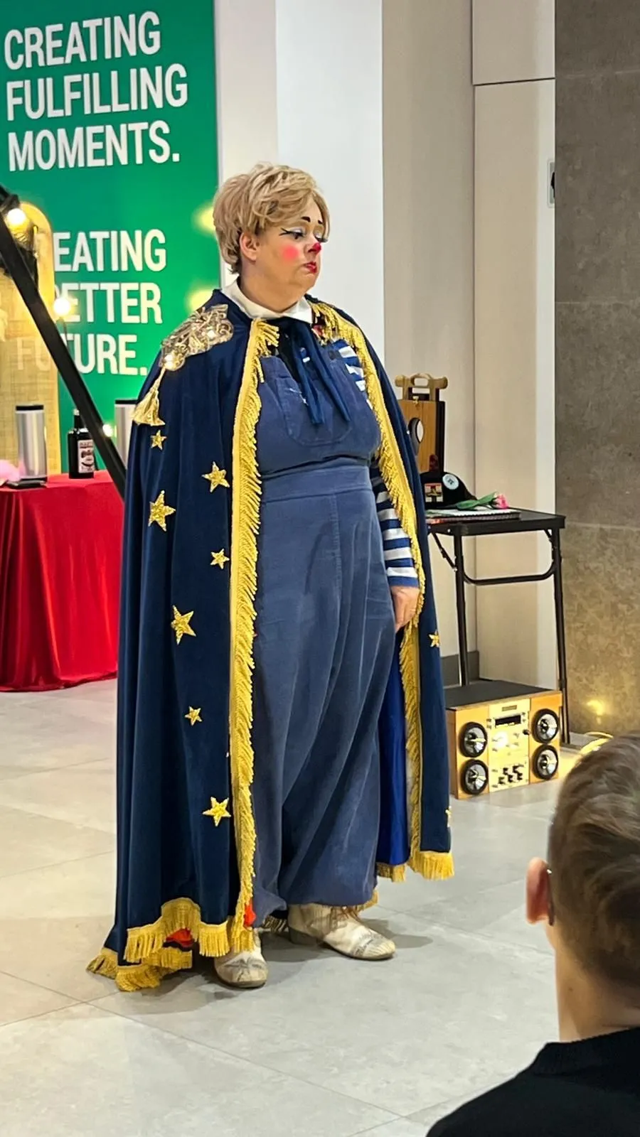 Le Christmas de Madame Clown - Spectacle pour enfants - Sur Mesure Spectacles