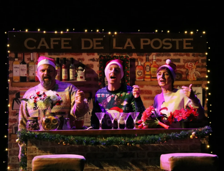 Pièce de théâtre "Noël au café de la Poste" - Sur Mesure Spectacles