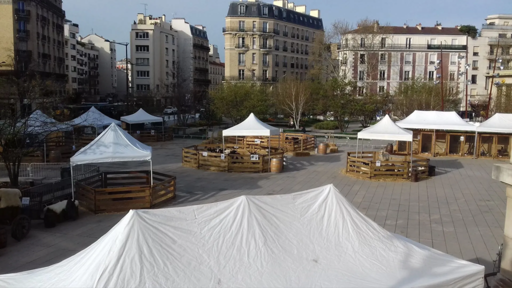 La Petite Ferme des Pin - Sur Mesure Spectacles