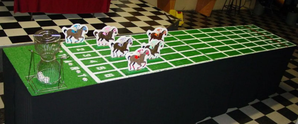 Petits chevaux - Casino - Sur Mesure Spectacles
