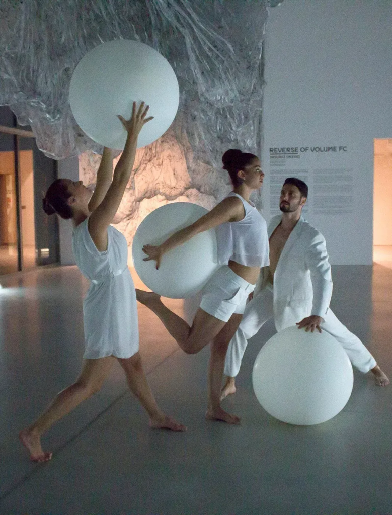 Danse contemporaine - Sur Mesure Spectacles