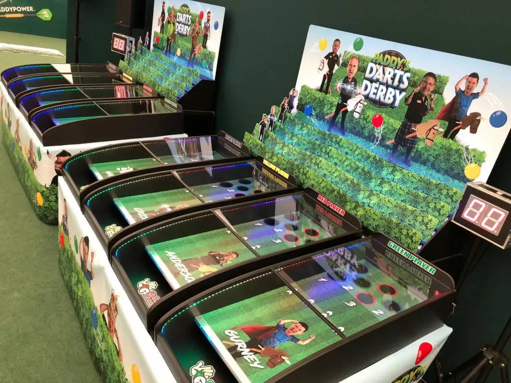 Derby - Jeux d'arcade - Sur Mesure Spectacles