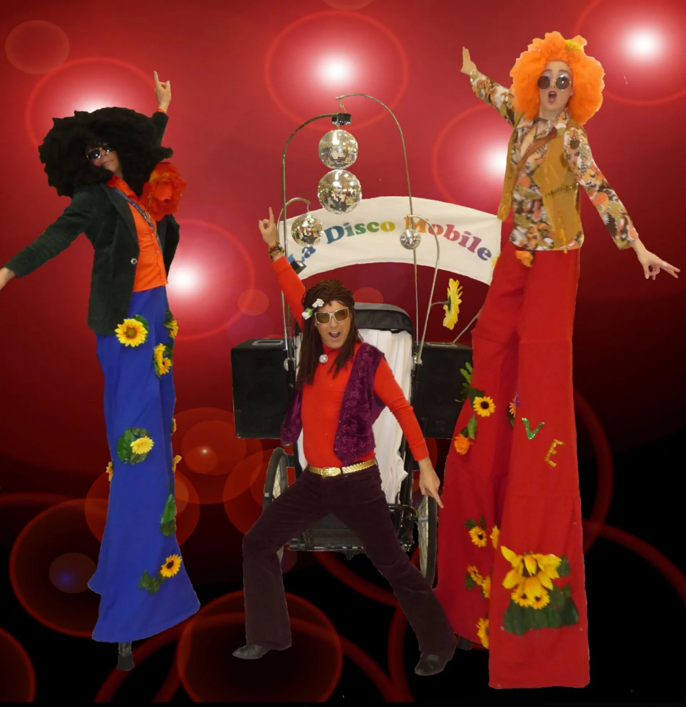 Disco mobile - Echassiers en déambulation - Théâtre de rue - Sur Mesure Spectacles