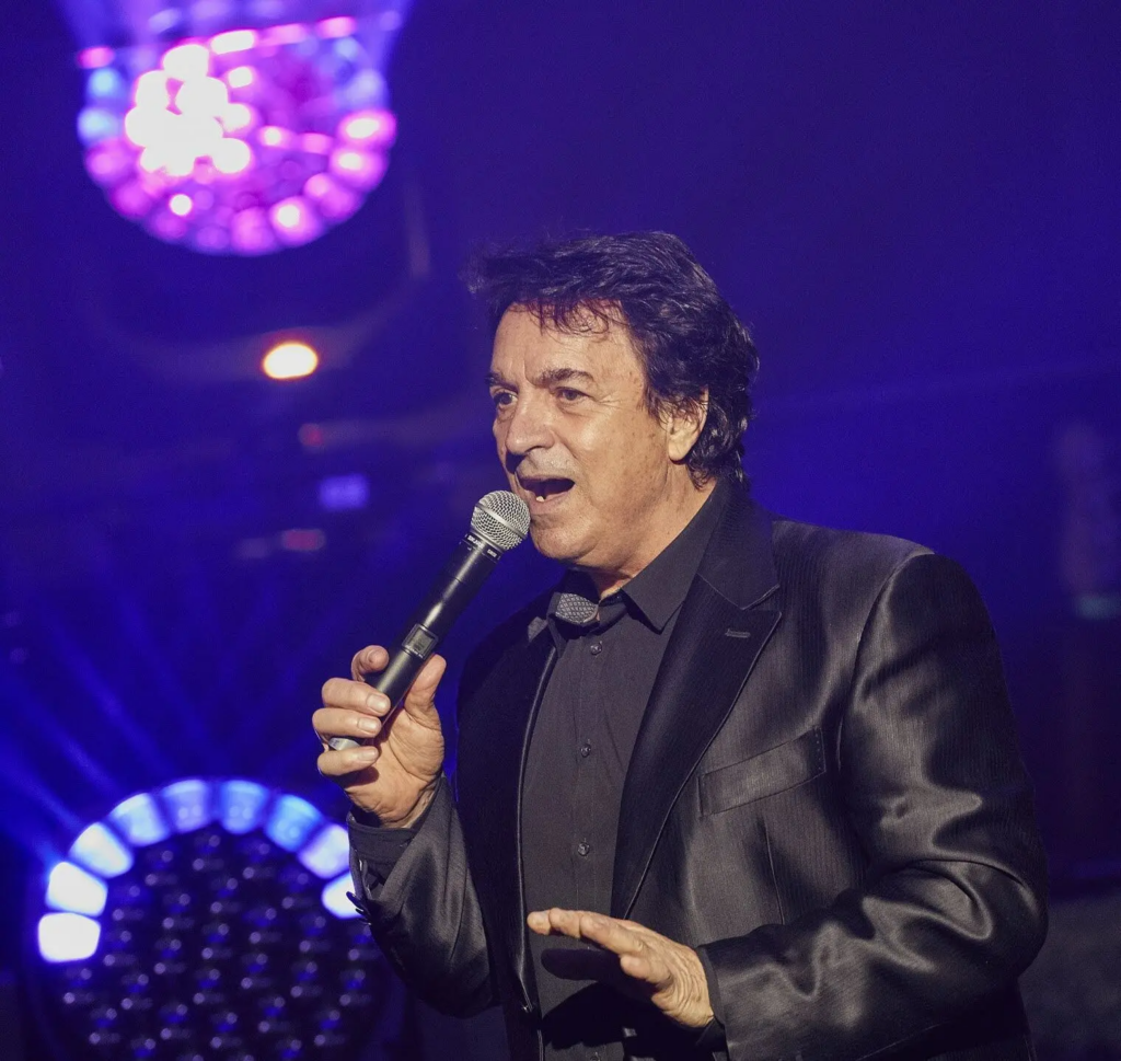 Christian Delagrance en tournée  - Sur Mesure Spectacles
