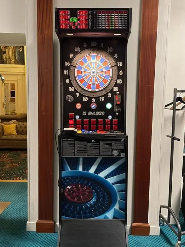 Location jeux de fléchettes- Jeux d'arcade - Sur Mesure Spectacles