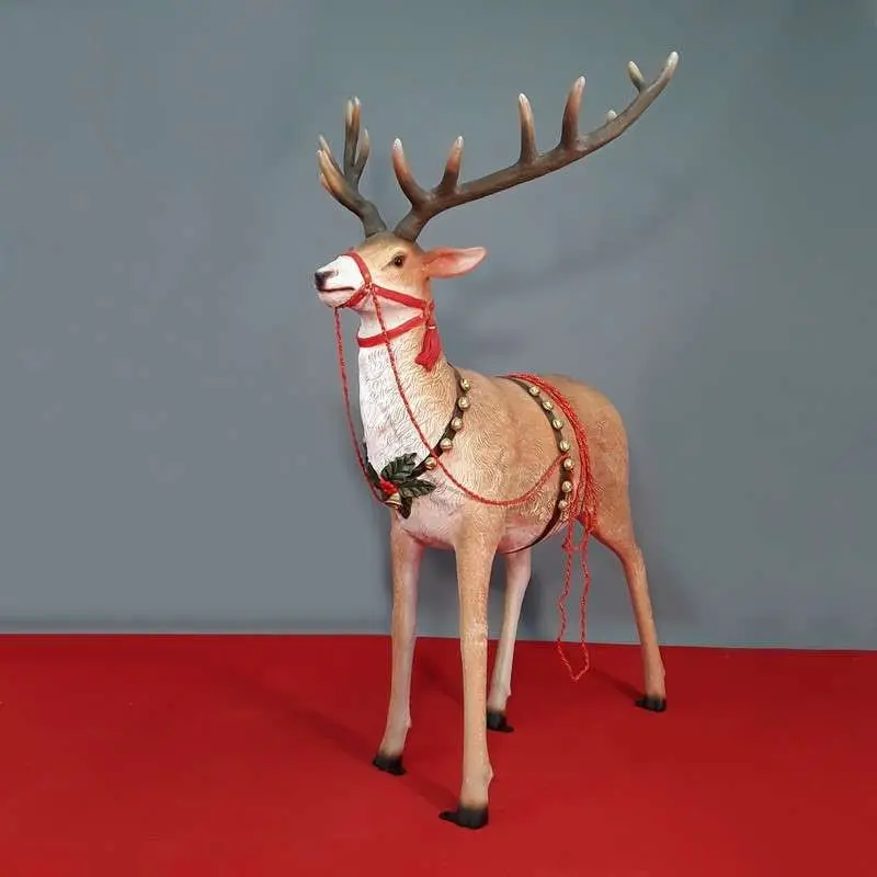 Renne de Noël - Location mobilier & décorations - Sur Mesure Spectacles