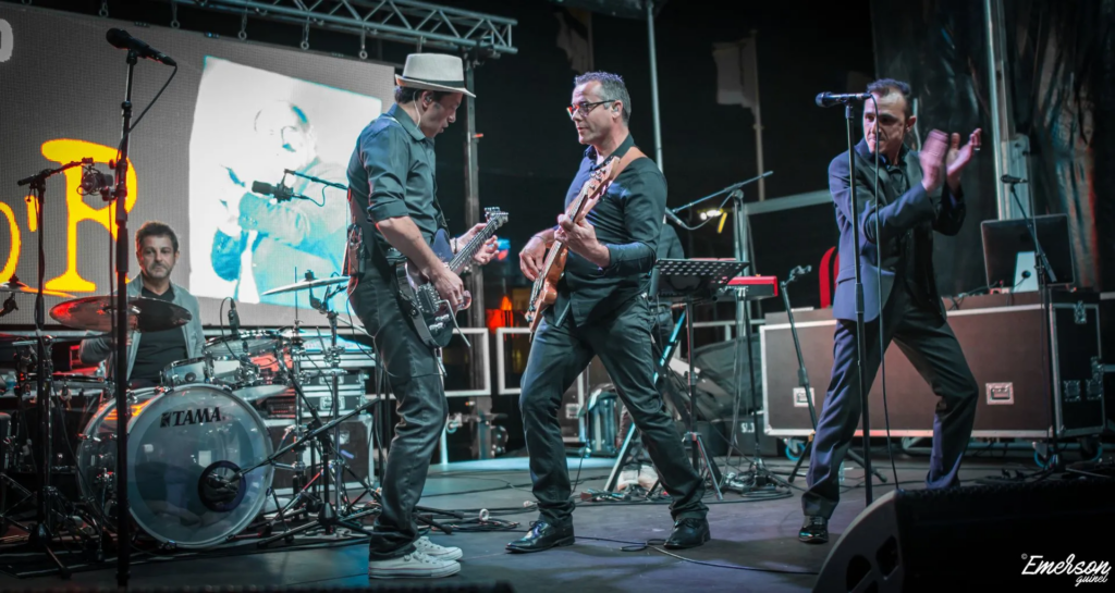 Vintage tour - Show live - Sur Mesure Spectacles