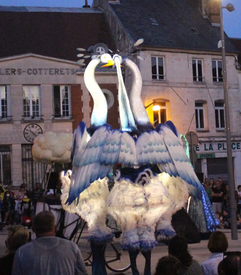 Les Gardiens des rêves - Spectacle fixe et déambulatoire - Sur Mesure Spectacles