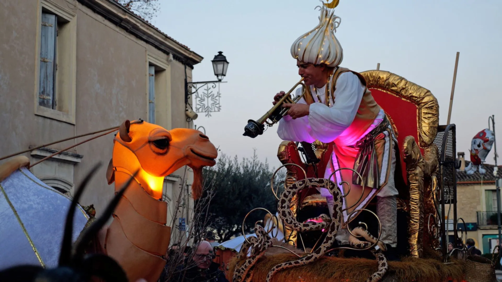 Au coeur du désert - Spectacle fixe et déambulatoire - Sur Mesure Spectacles