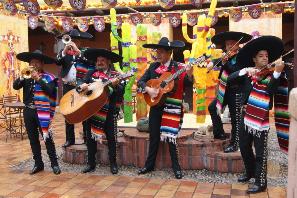 Los Amigos Mariachis - Spectacle fixe et déambulatoire - Sur Mesure Spectacles