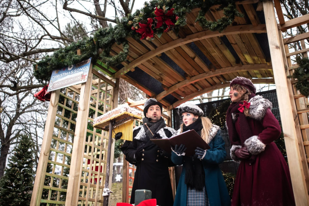 Noël D'Antan - Spectacle fixe et déambulatoire - Sur Mesure Spectacles
